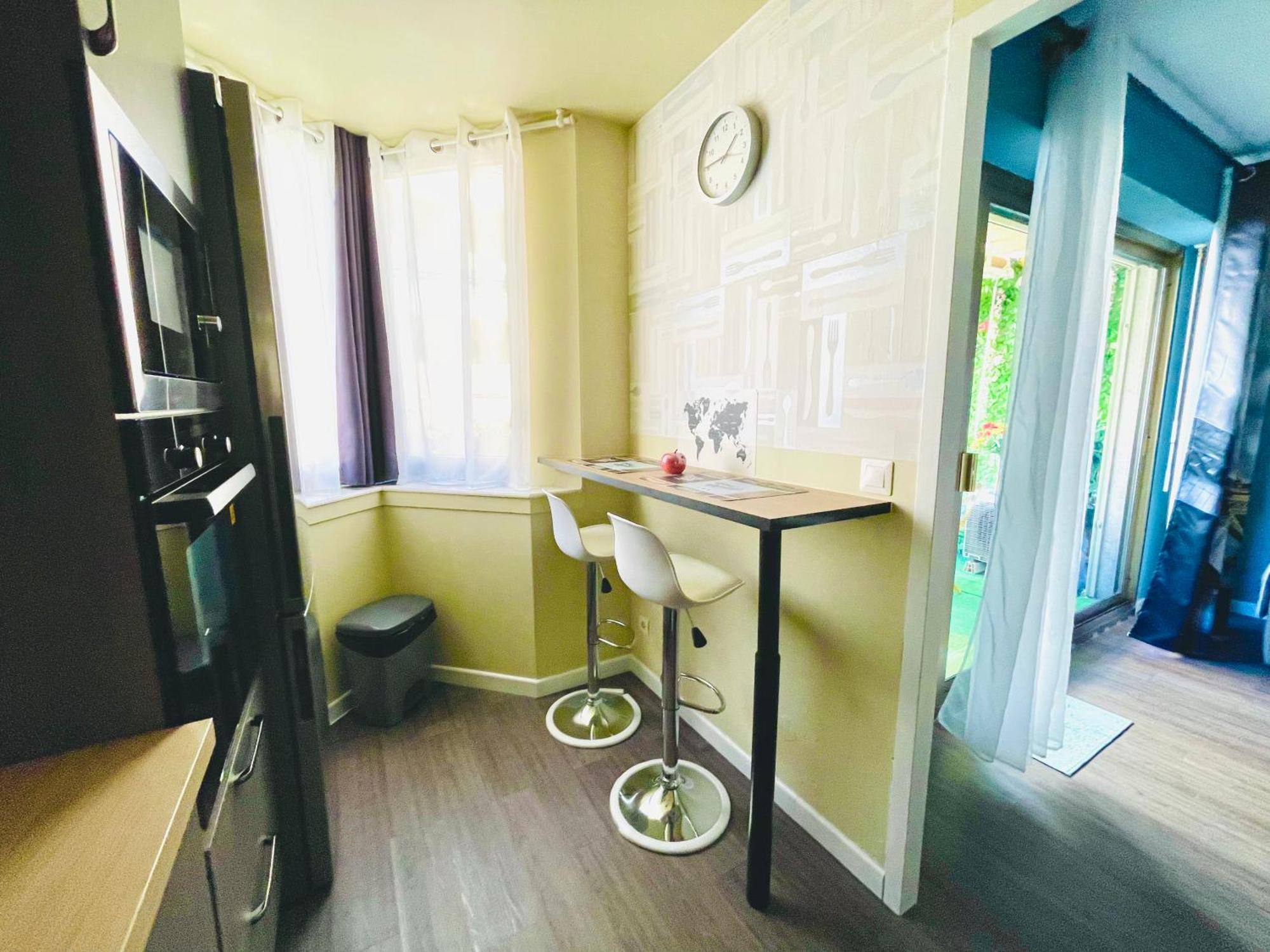Confortable A Centre Cote Bel Terrasse Paddle Appartement *